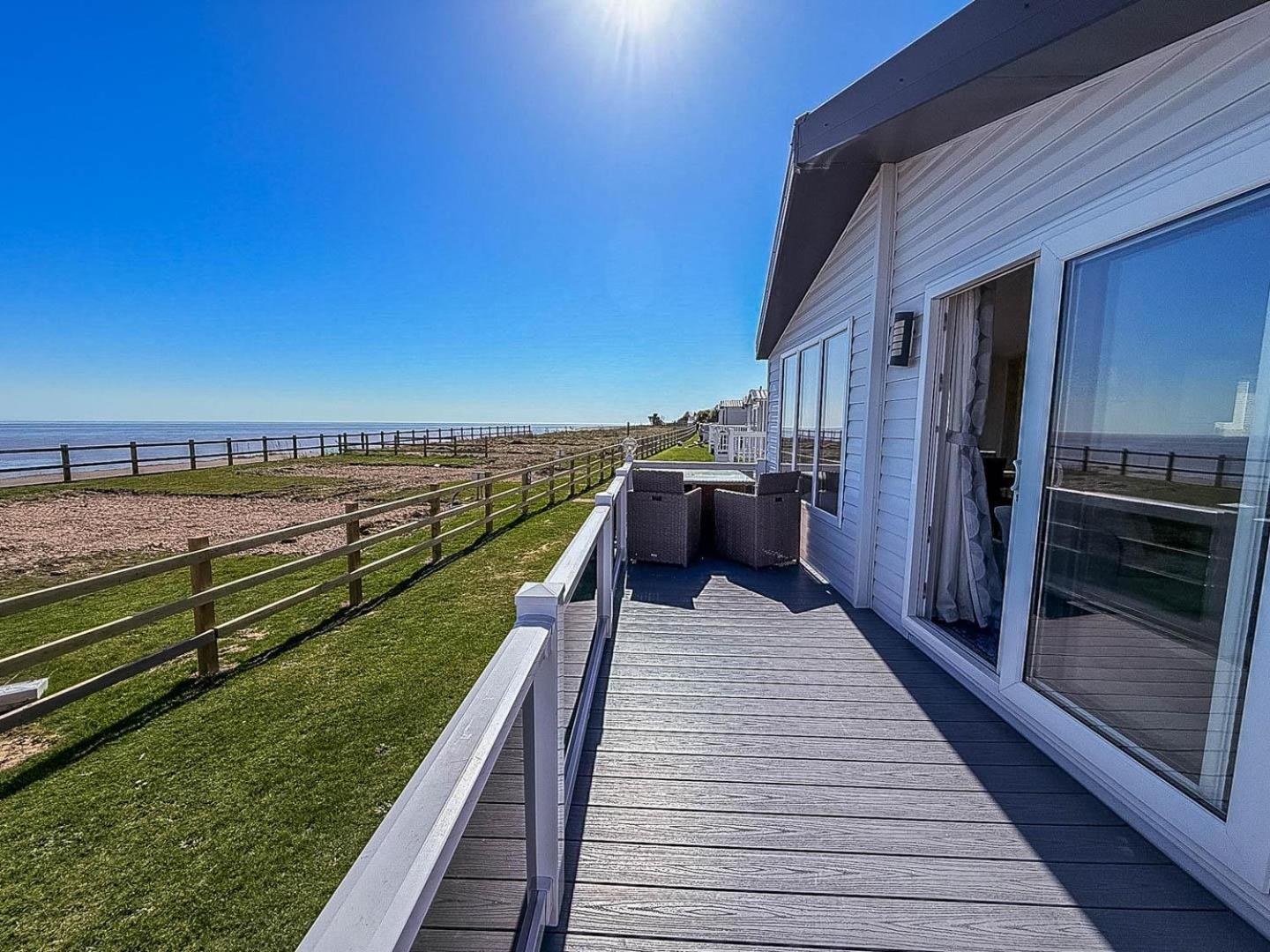 לואסטופט Stunning 6 Berth Lodge With Full Sea Views In Suffolk Ref 68007Cr מראה חיצוני תמונה